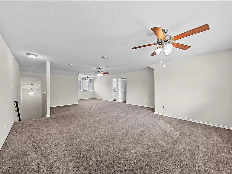605 Lister Dr — Photo 19