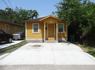 3809 Love St, Houston, TX 77026
