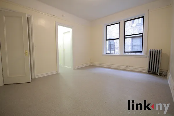 Rented by Link NY Realty | media 5