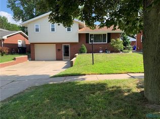 2319 Brookridge Dr, Toledo, OH 43613