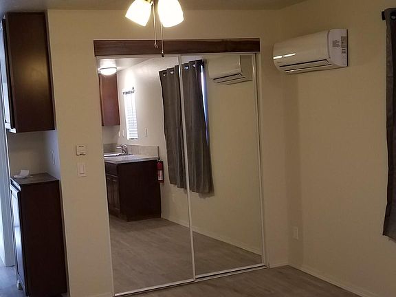 3rd image of 1635 Auction Rd #1