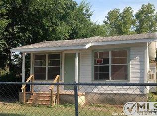 1014 Flanders Ave, San Antonio, TX 78211