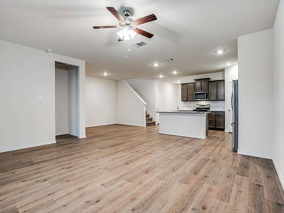 2nd image of 1509 Blossom Court Dr