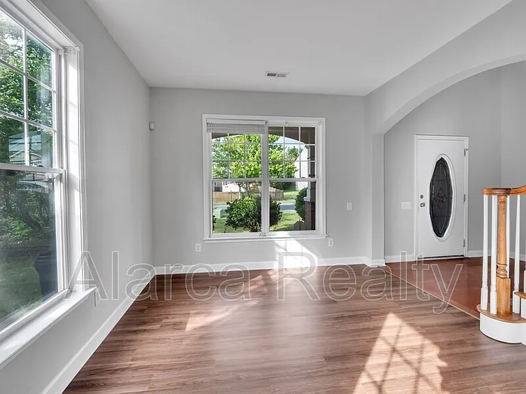 13843 Porter Creek Rd — Photo 12