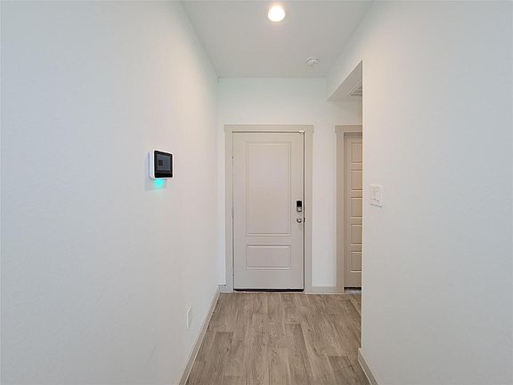 2nd image of 7919 Grey Wolfe Ln