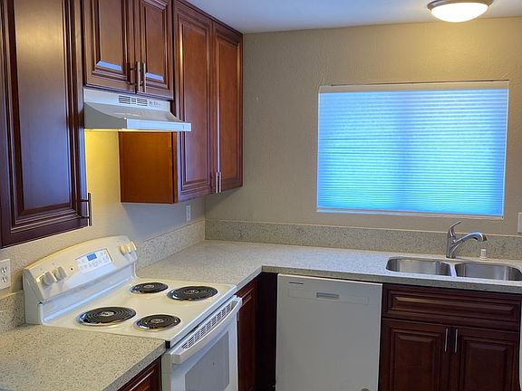 2nd image of 9109 Kenwood Dr #17