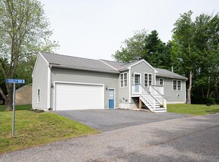 4 Dudley Way, Westbrook, ME 04092