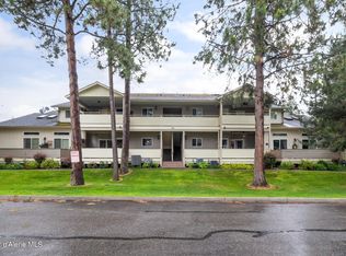 375 E Whispering Pines Ln UNIT 2, Coeur D Alene, ID 83815