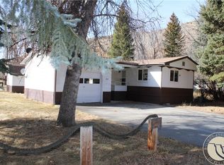 222 School St, Absarokee, MT 59001