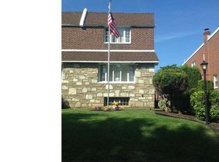 3004 Vista St, Philadelphia, PA 19152