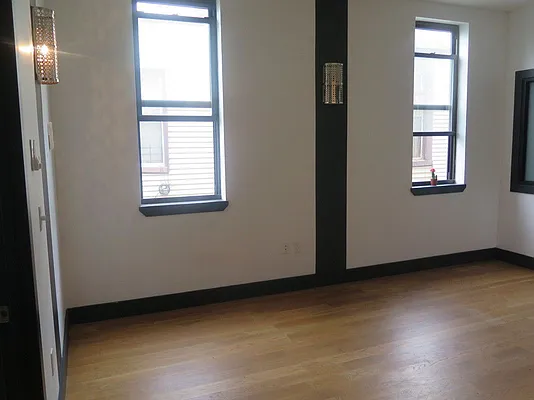 Rented by Spot It Realty LLC | media 32