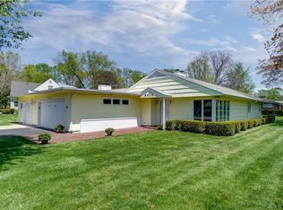 6470 Fieldson Rd, Dayton, OH 45459