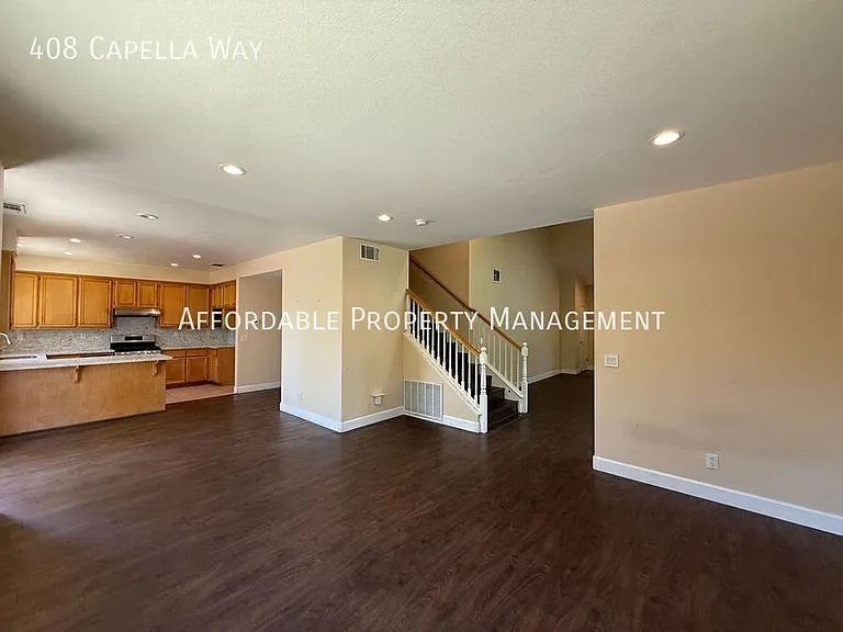 408 Capella Way — Photo 14
