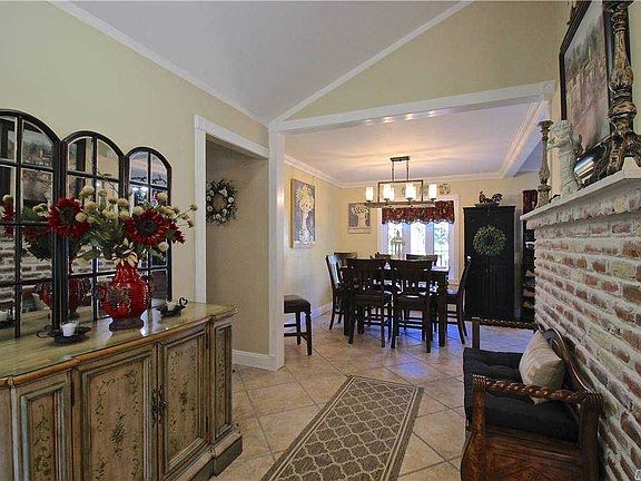 4th image of 10 Orleans Grn