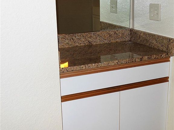 4th image of 4120 Lorene Dr Unit 302