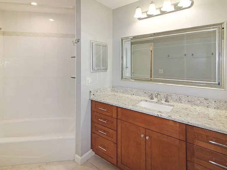 1036 N Cypress Point Dr — Photo 12