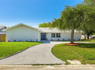 2190 17th Ter SW, Largo, FL 33774