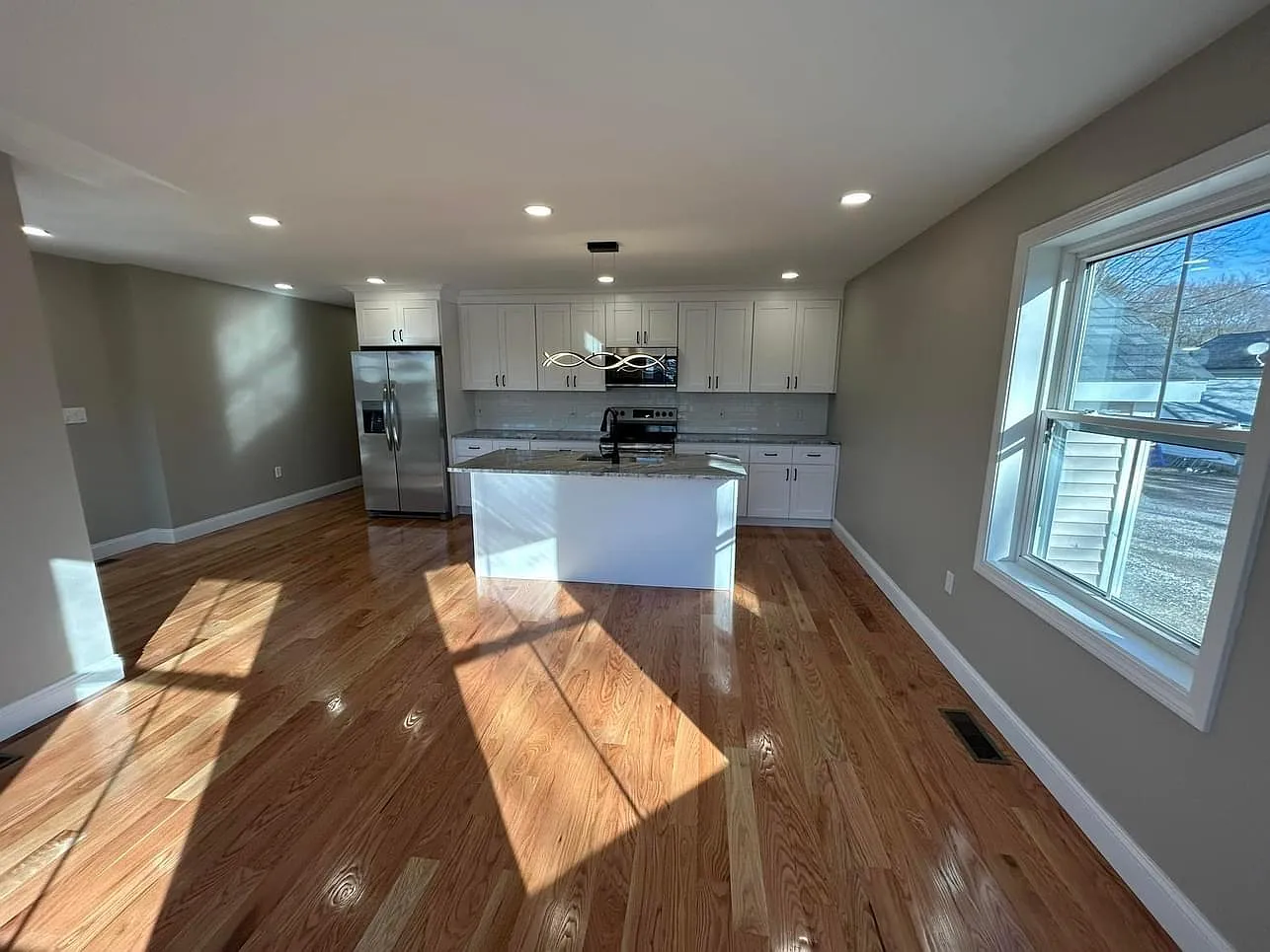 12 Grove Pl — Photo 3