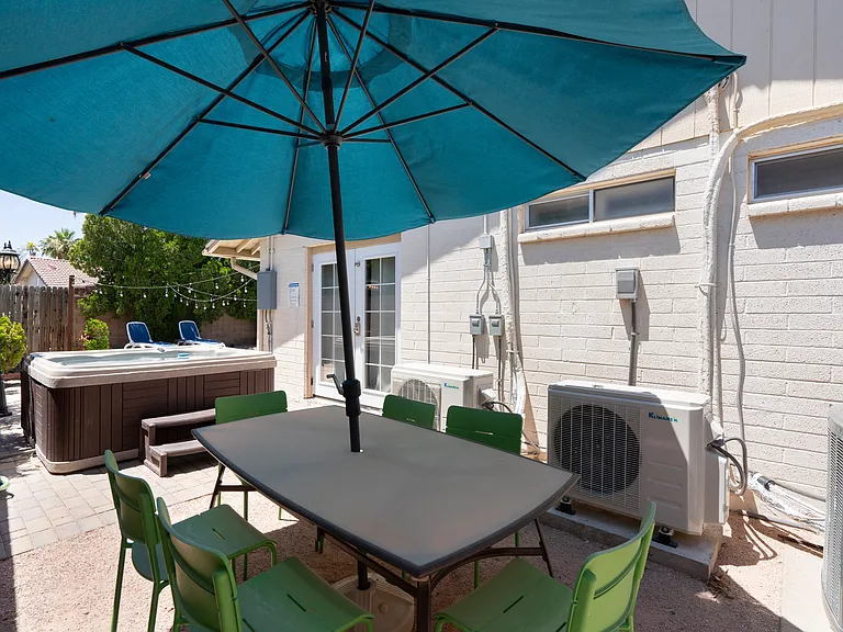 7618 N Via De La Campana — Photo 36
