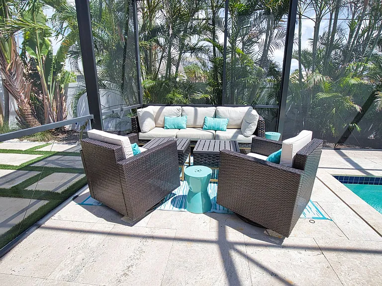 514 Everglades Dr — Photo 15