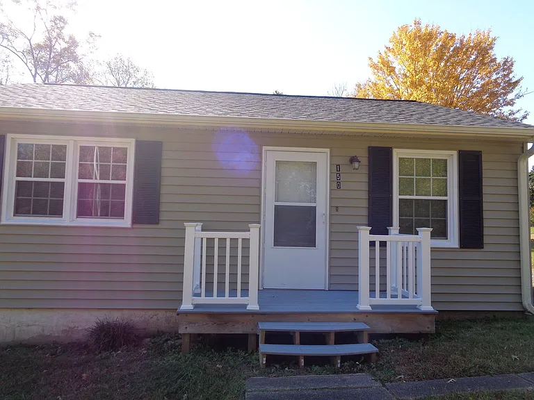 150 Sycamore Cir — Photo 12
