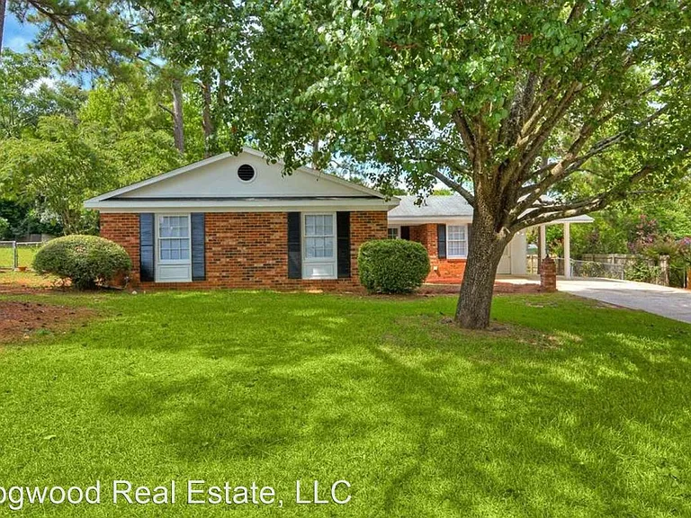 3590 Westhampton Dr — Photo 4