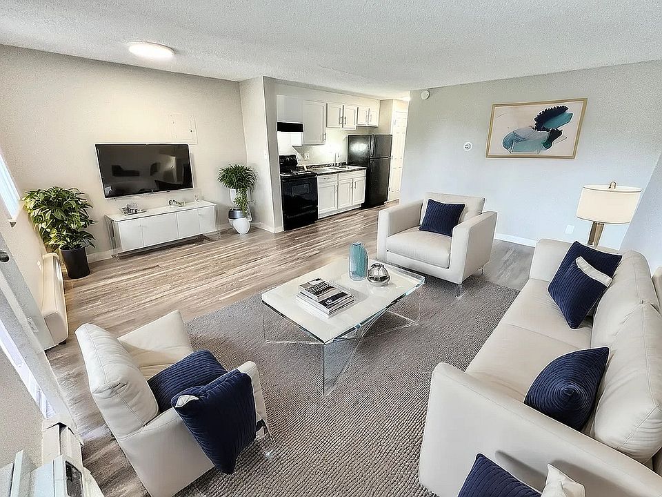 Embrace comfort in this contemporary living room, perfect for relaxation and social gatherings.