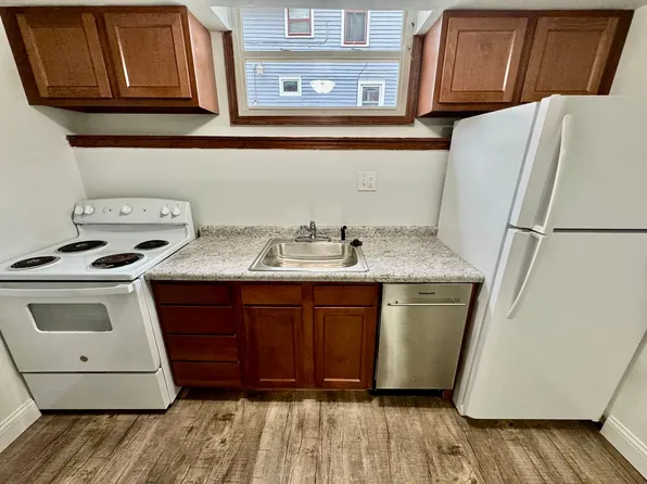 606 Pearl St, 604 Pearl St APT 5, Ypsilanti, MI 48197