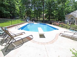 19 Timber Trl, Rockaway Twp, NJ 07866