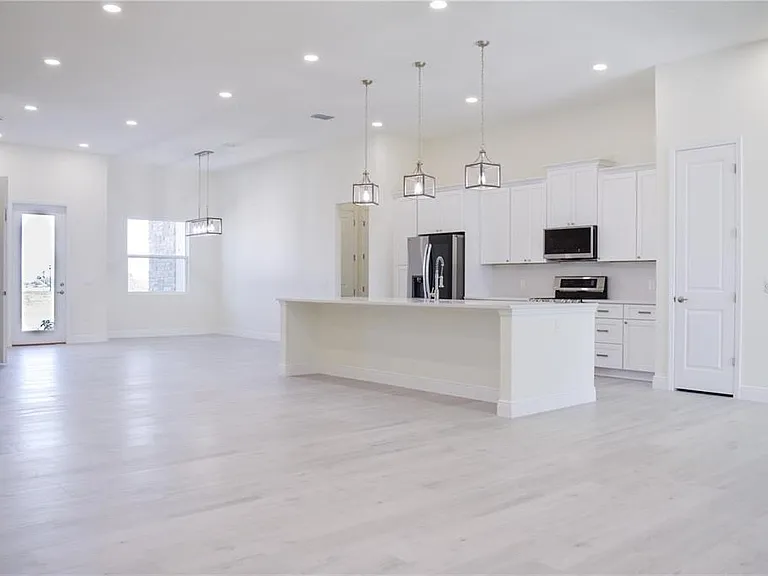 163 Blazing Star Ave — Photo 14