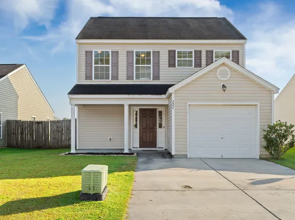 232 Coosawatchie St, Summerville, SC 29485