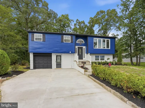 33 Briarcliff Rd, Atco, NJ 08004