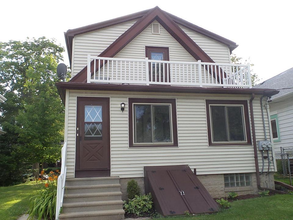 1st image of 958 S 62nd St