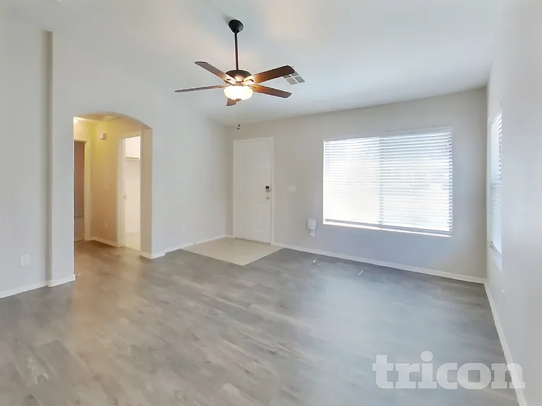 3194 W Tanner Ranch Rd — Photo 3