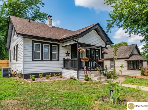 4316 Maple St, Omaha, NE 68111