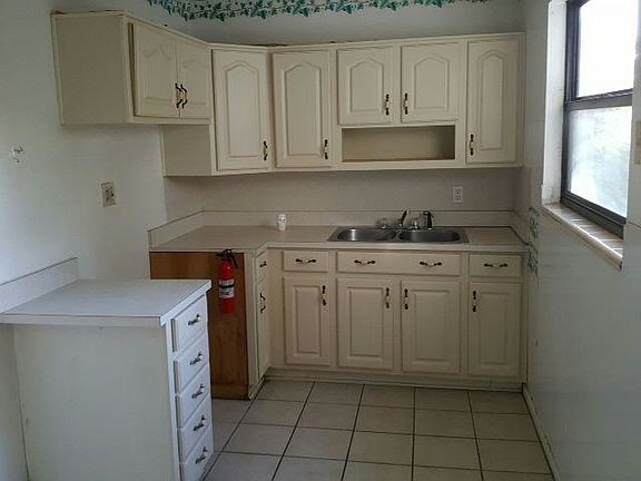 2nd image of 4503 Havre Way