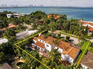 4411 N Bay Rd, Miami Beach, FL 33140