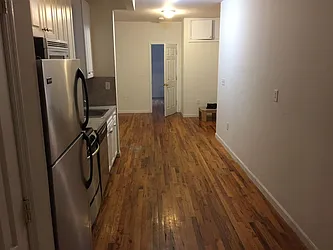 Rented by ARNOLD S GUMOWITZ, LREB