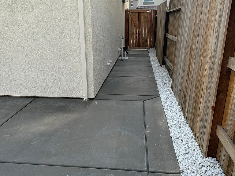 4743 Tilly Dr — Photo 25