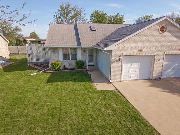 3rd image of 104 Susan Dr #A