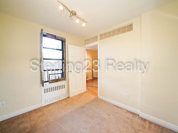3rd image of 25-34 Crescent St #2AA