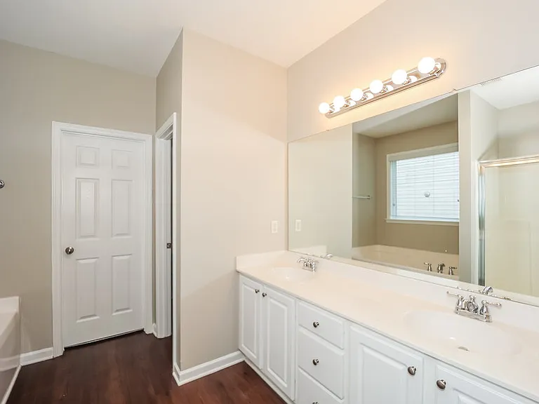 89 Lakeshore Pkwy — Photo 12