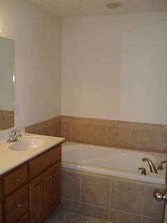 2nd image of 477 Fonso Cir