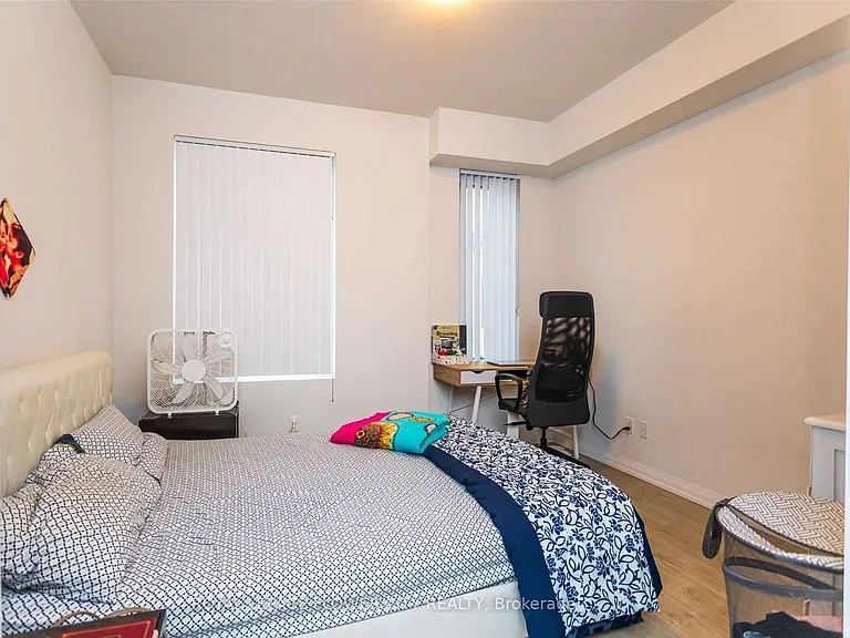1050 Portage Pkwy W #Townhouse 37 — Photo 12
