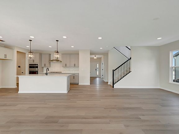 5th image of 1109 Vineyard Way