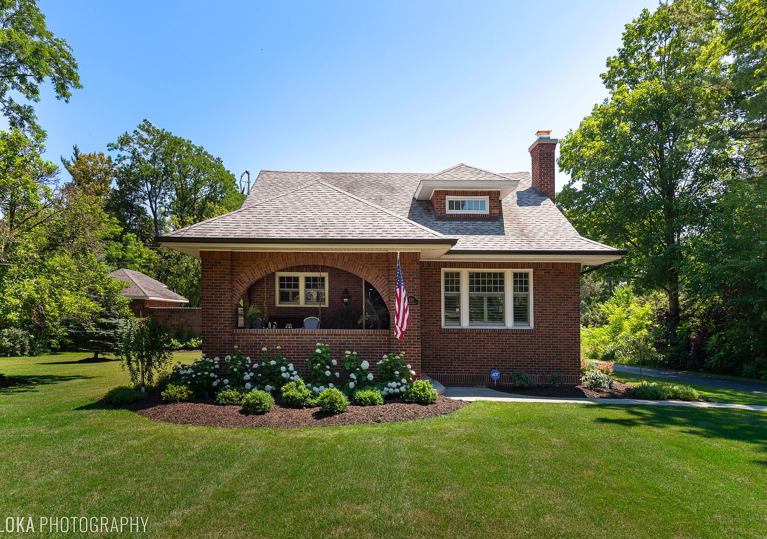 233 W Woodstock St, Crystal Lake, IL 60014 Zillow