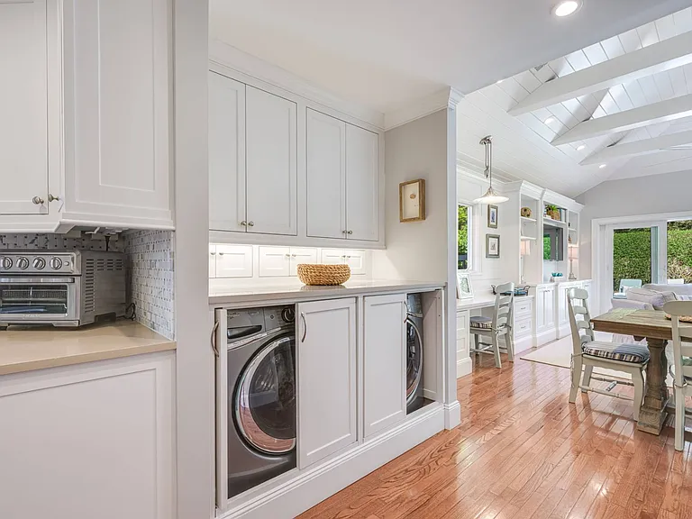 36 Corrigan St — Photo 8
