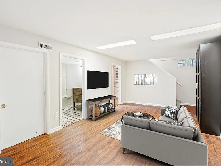 2806 Ivydale St — Photo 18