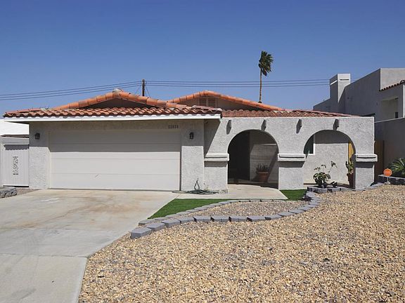2nd image of 52620 Avenue Ramirez