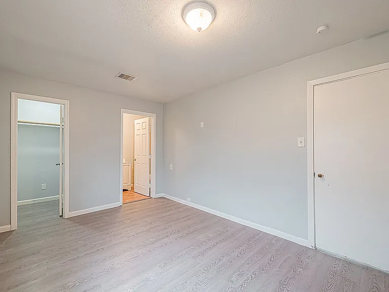 9302 Fairland Dr — Photo 10